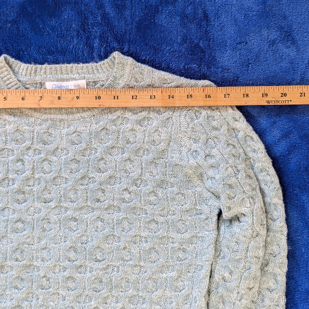Woman's Knit Sweater - Picture 9 of 11